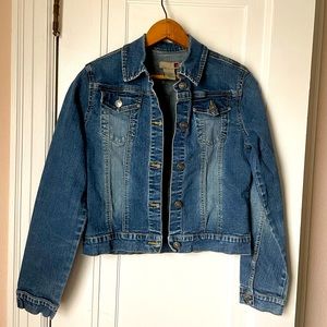 Forever21 denim jacket Medium cropped